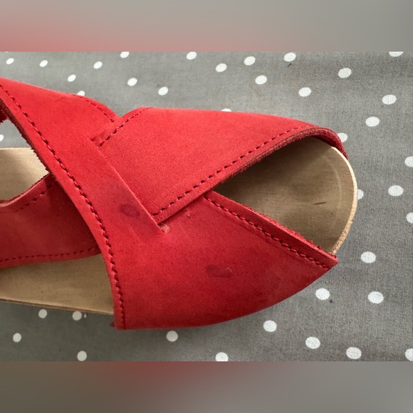 Sandgrens Morocco Clog Sandal size 37 Red 2 5/8” heel - Picture 3 of 9